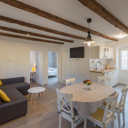 Apartments Bepi Komiža Eksteriør billede