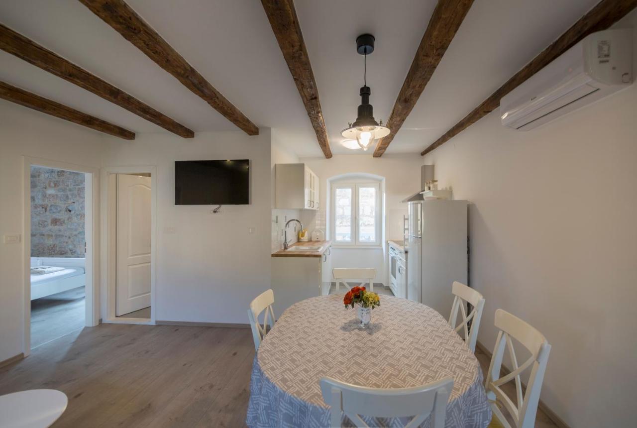 Apartments Bepi Komiža Eksteriør billede